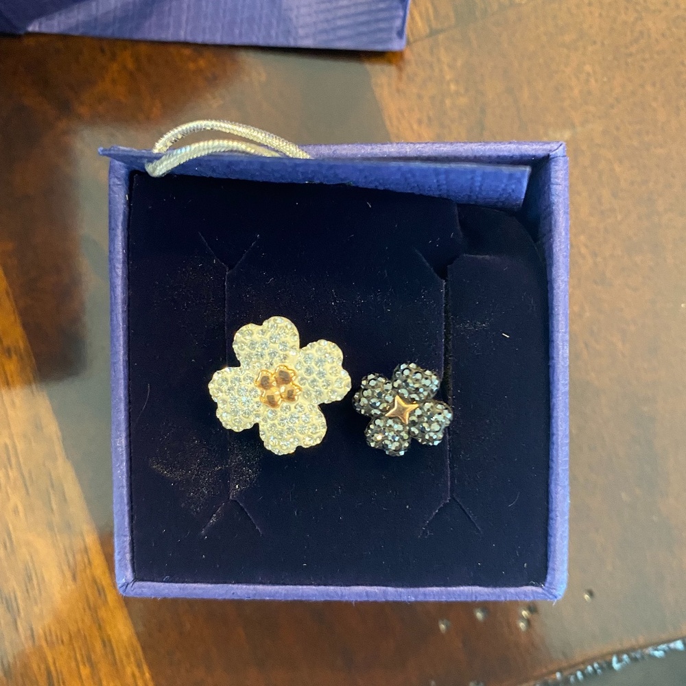 Swarovski Clover Ring